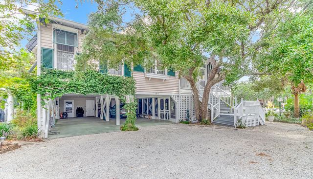 106 Edwards Ave., Murrells Inlet, SC 29576