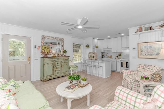 106 Edwards Ave., Murrells Inlet, SC 29576