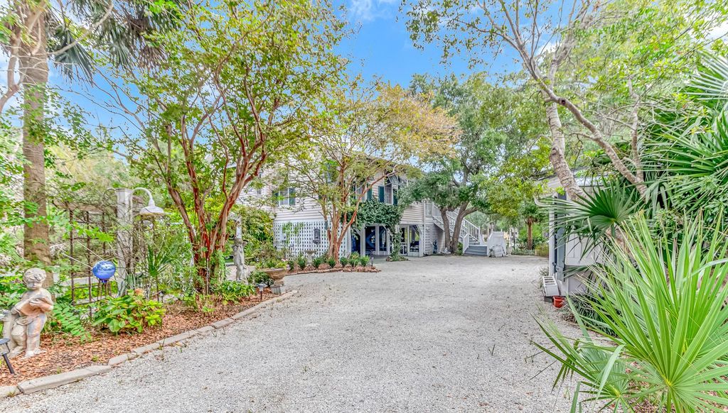 106 Edwards Ave., Murrells Inlet, SC 29576