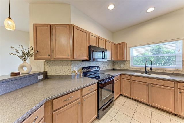 1510 GRANTHAM DRIVE, Sarasota, FL 34234