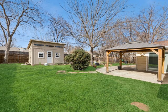 405 College Avenue, Keller, TX 76248