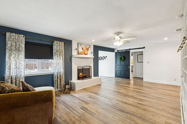 405 College Avenue, Keller, TX 76248