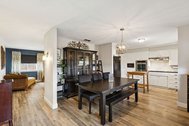 405 College Avenue, Keller, TX 76248