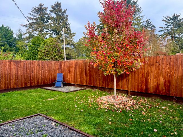 1243 Parkside Drive, Mckinleyville, CA 95519