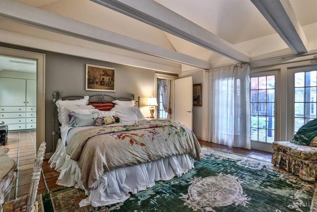 7925 Spiritwood Court, Indian Hill, OH 45243