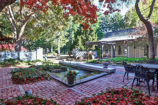 7925 Spiritwood Court, Indian Hill, OH 45243