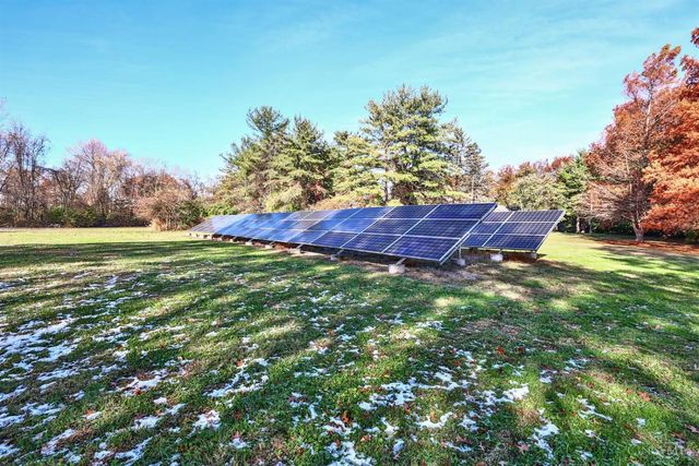 7925 Spiritwood Court, Indian Hill, OH 45243