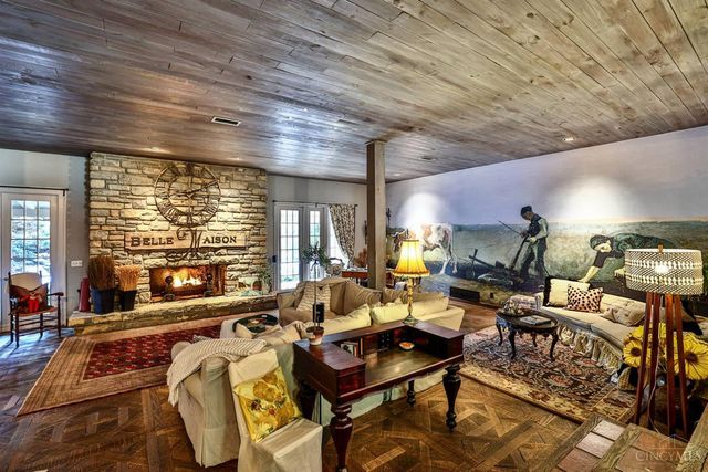 7925 Spiritwood Court, Indian Hill, OH 45243