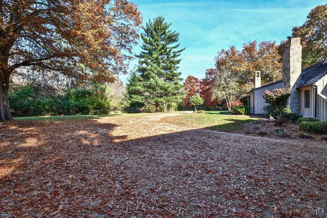 7925 Spiritwood Court, Indian Hill, OH 45243