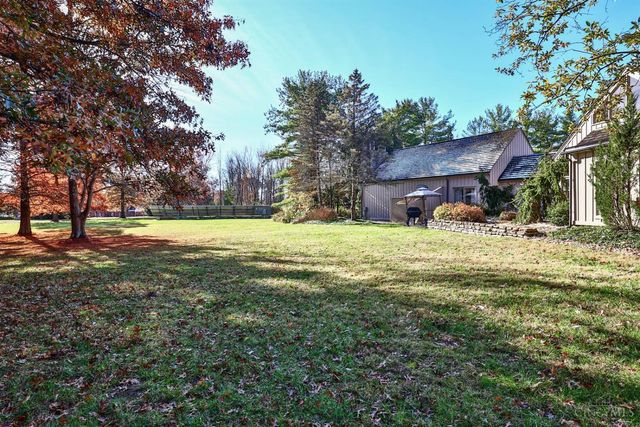 7925 Spiritwood Court, Indian Hill, OH 45243