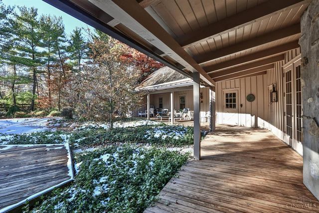 7925 Spiritwood Court, Indian Hill, OH 45243