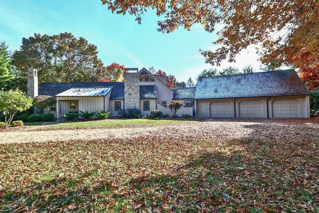 7925 Spiritwood Court, Indian Hill, OH 45243