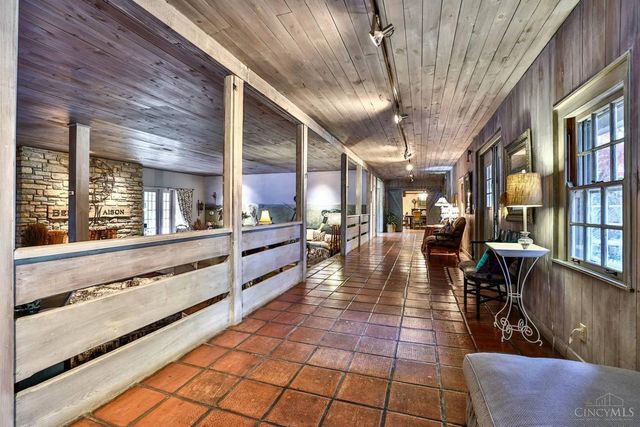 7925 Spiritwood Court, Indian Hill, OH 45243