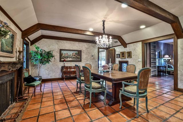 7925 Spiritwood Court, Indian Hill, OH 45243