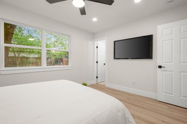 6127 Wagon Bend TRL, Austin, TX 78744