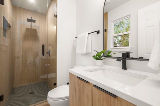 6127 Wagon Bend TRL, Austin, TX 78744