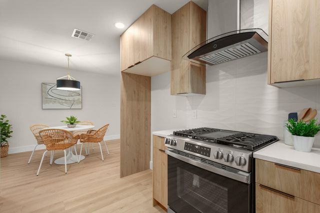 6127 Wagon Bend TRL, Austin, TX 78744