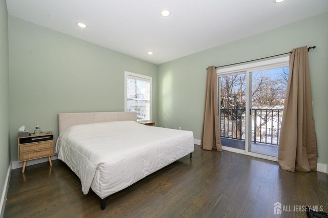 197 Garfield Avenue, Jersey City, NJ 07305