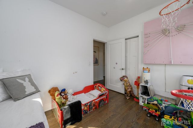 197 Garfield Avenue, Jersey City, NJ 07305