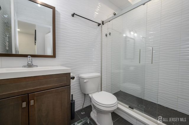 197 Garfield Avenue, Jersey City, NJ 07305