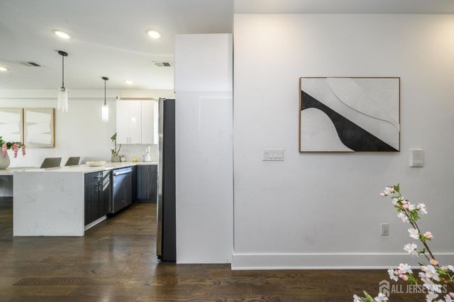 197 Garfield Avenue, Jersey City, NJ 07305