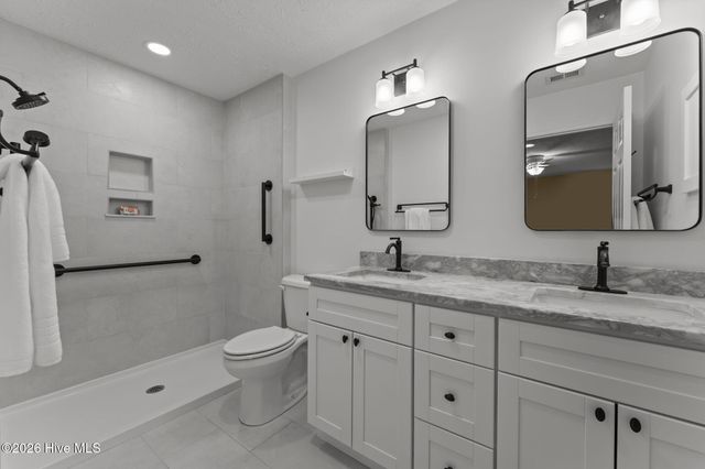 210 Pinehurst Trace Drive, Pinehurst, NC 28374