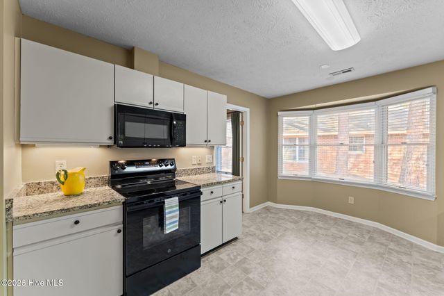 210 Pinehurst Trace Drive, Pinehurst, NC 28374