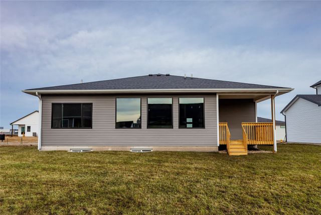 570 NW Atlas Lane, Waukee, IA 50263