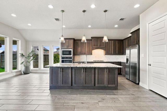 6914 Red Oak Drive, Katy, TX 77493