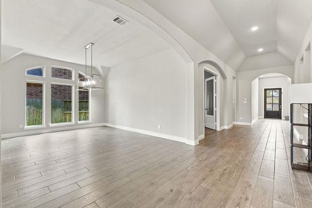 6914 Red Oak Drive, Katy, TX 77493