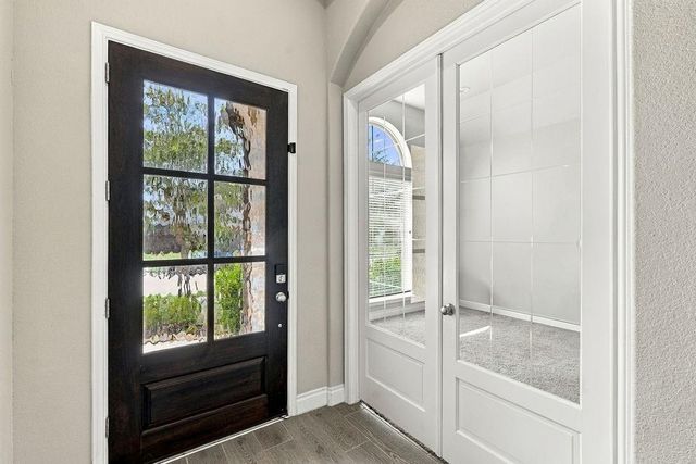 6914 Red Oak Drive, Katy, TX 77493