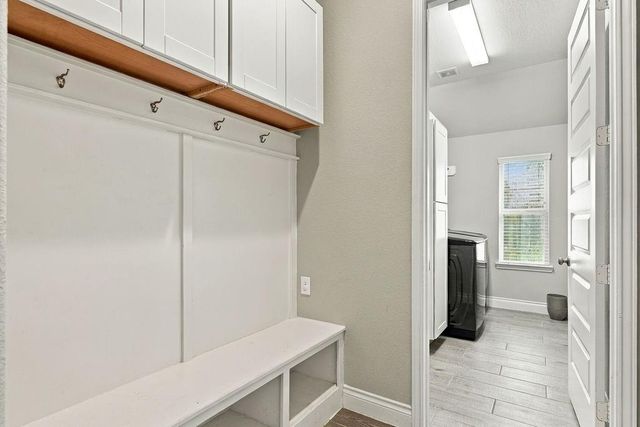 6914 Red Oak Drive, Katy, TX 77493