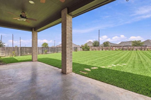 6914 Red Oak Drive, Katy, TX 77493