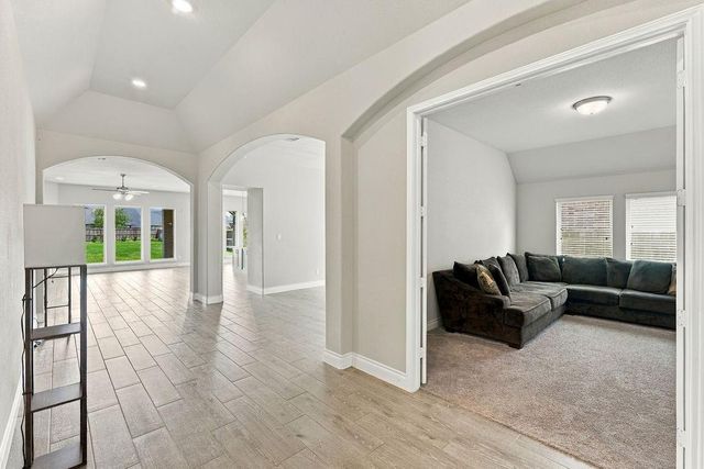 6914 Red Oak Drive, Katy, TX 77493