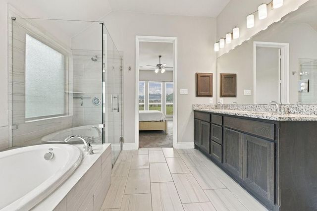 6914 Red Oak Drive, Katy, TX 77493