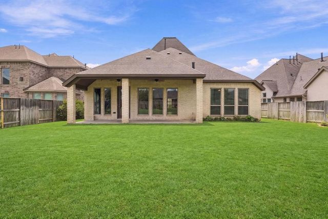 6914 Red Oak Drive, Katy, TX 77493