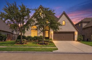 6914 Red Oak Drive, Katy, TX 77493