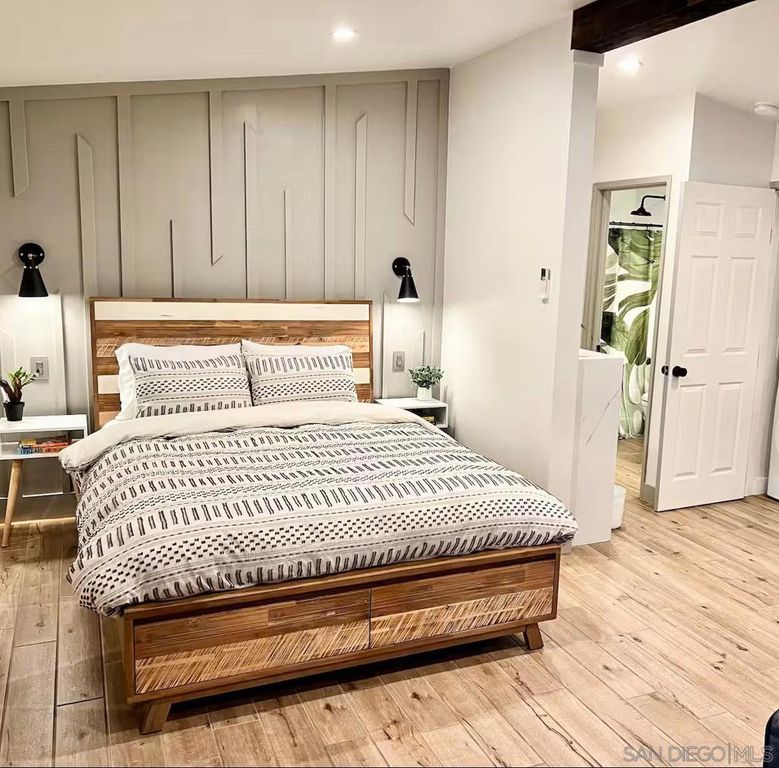 5217 Arlene St A, San Diego, CA 92117