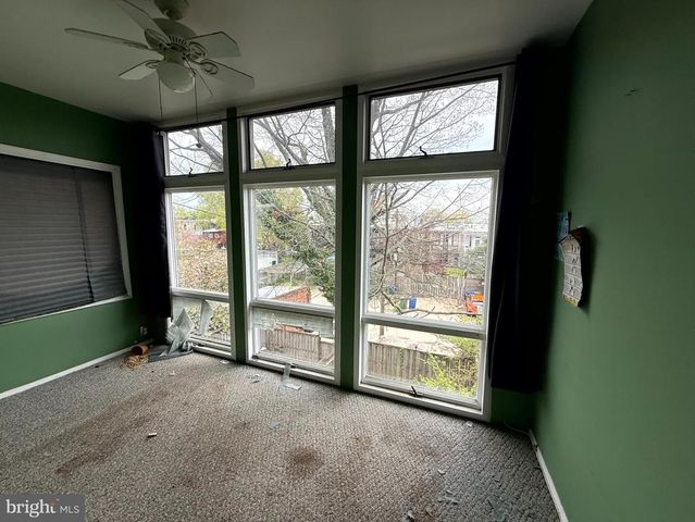 2721 N CALVERT ST, Baltimore, MD 21218