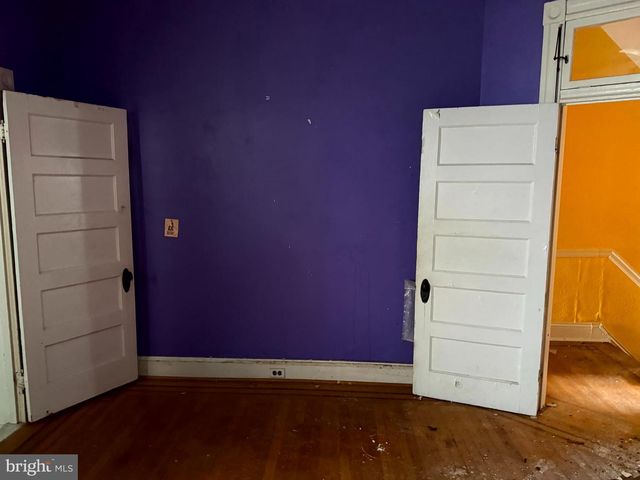 2721 N CALVERT ST, Baltimore, MD 21218