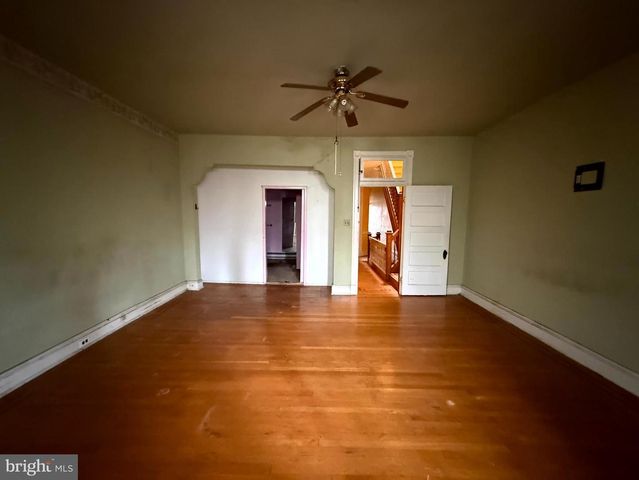 2721 N CALVERT ST, Baltimore, MD 21218