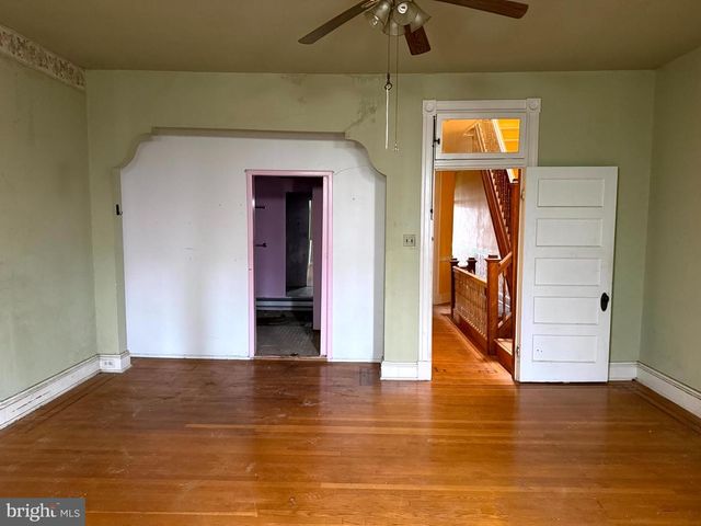 2721 N CALVERT ST, Baltimore, MD 21218