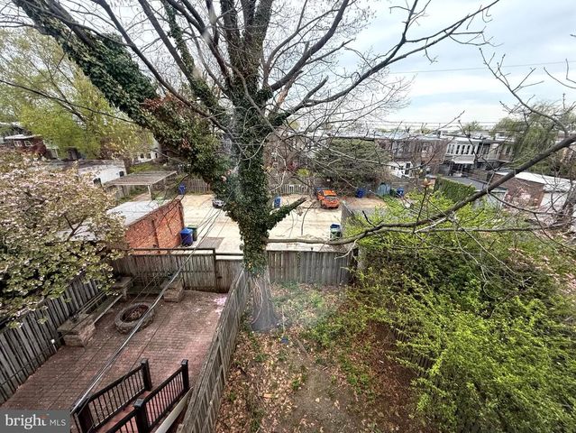 2721 N CALVERT ST, Baltimore, MD 21218