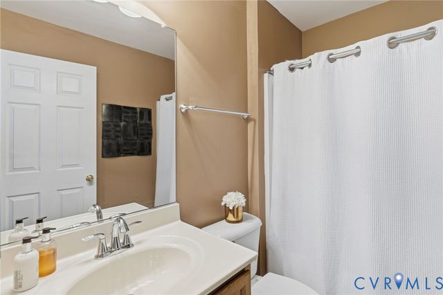 4014 Alder Grove Ln, Henrico, VA 23228