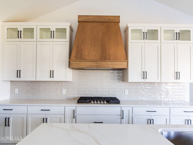 8501 Alyssa Way, Monclova, OH 43542