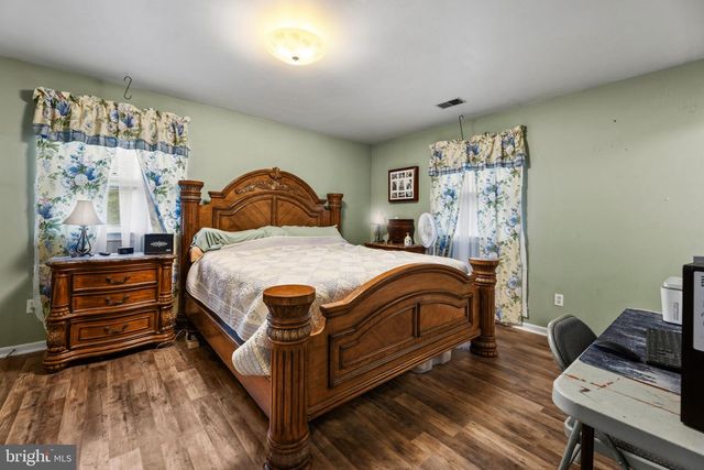 10208 OXFORDSHIRE DR, Nokesville, VA 20181