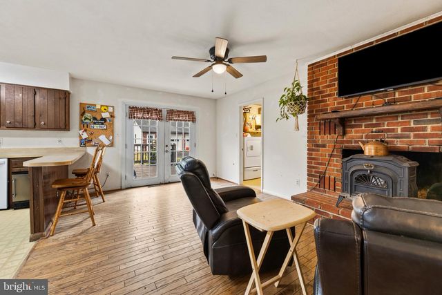 10208 OXFORDSHIRE DR, Nokesville, VA 20181