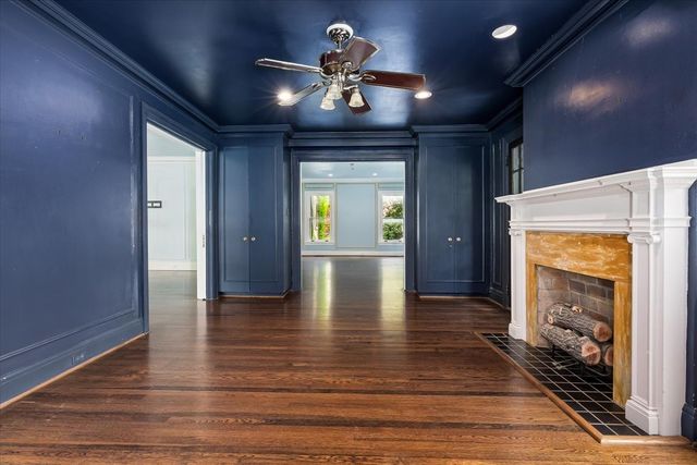 4720 Collinwood Avenue, Fort Worth, TX 76107