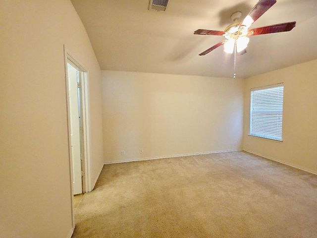 204 Delby ST, Hutto, TX 78634