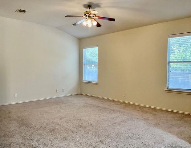 204 Delby ST, Hutto, TX 78634
